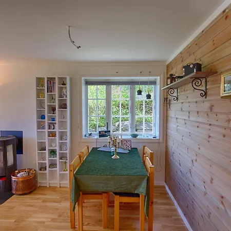 Ideal Getaway For Couples Or Small Families