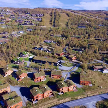 Ideal Getaway For Couples Or Small Families Beitostolen