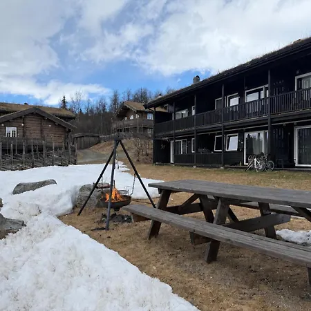 Ideal Getaway For Couples Or Small Families * Beitostolen